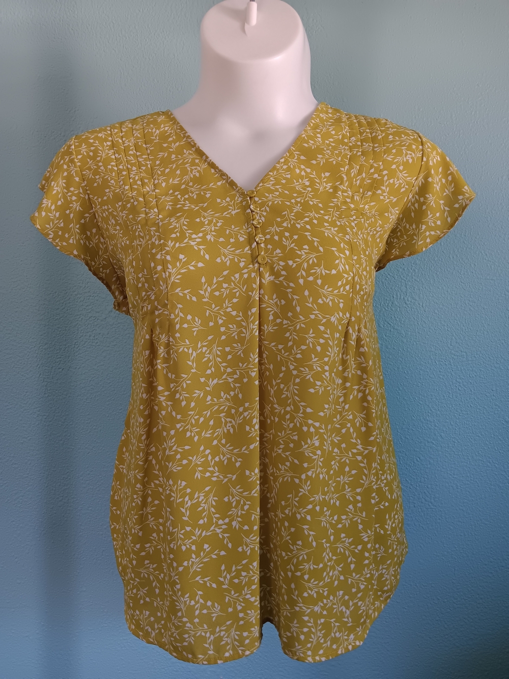 Cynthia Rowley 1x Green Floral V-Neck Short Sleeve Top